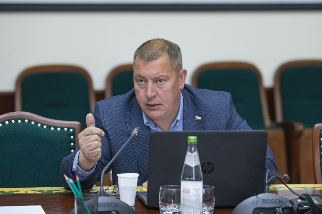 IIBR9770 2.jpg IIBR9770 2.jpg