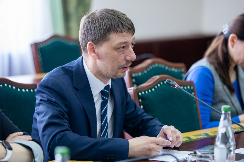 AIBR7732.jpg AIBR7732.jpg