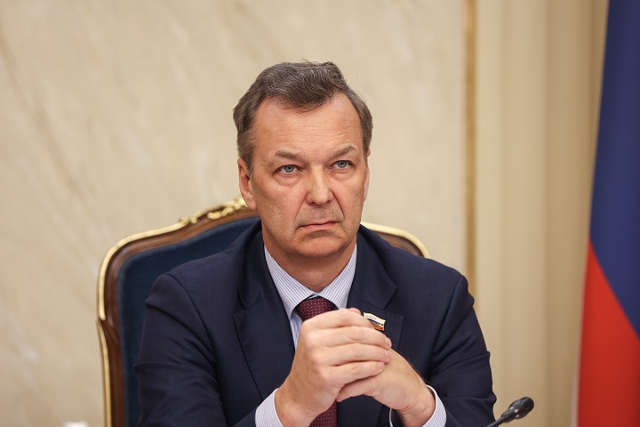 Andrei_Iatskin_.jpg Andrei_Iatskin_.jpg