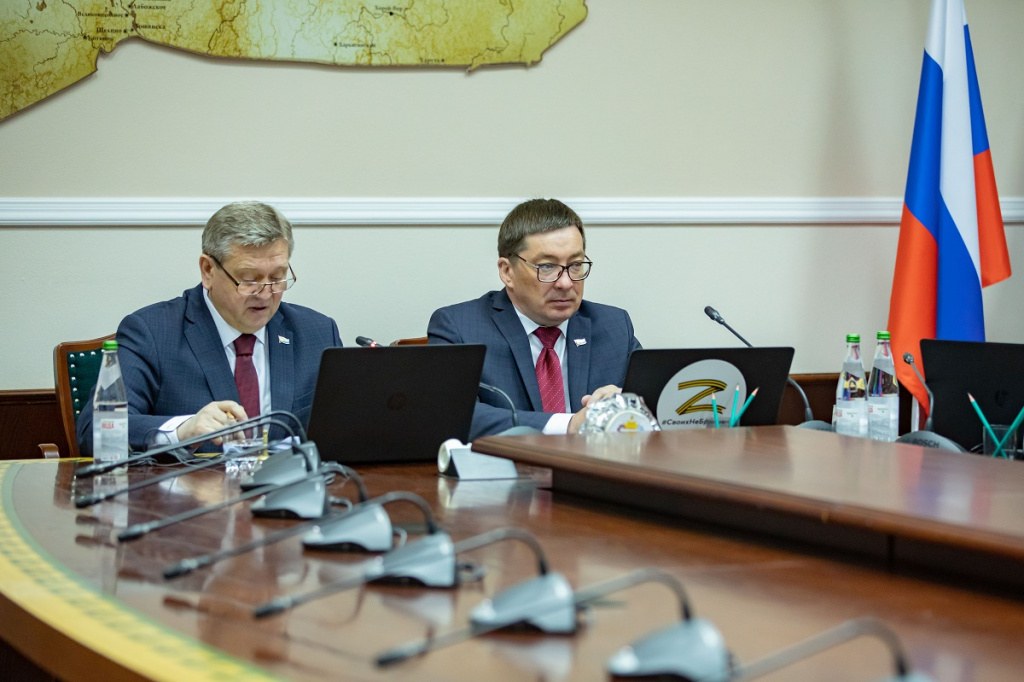 AIBR6090.jpg AIBR6090.jpg
