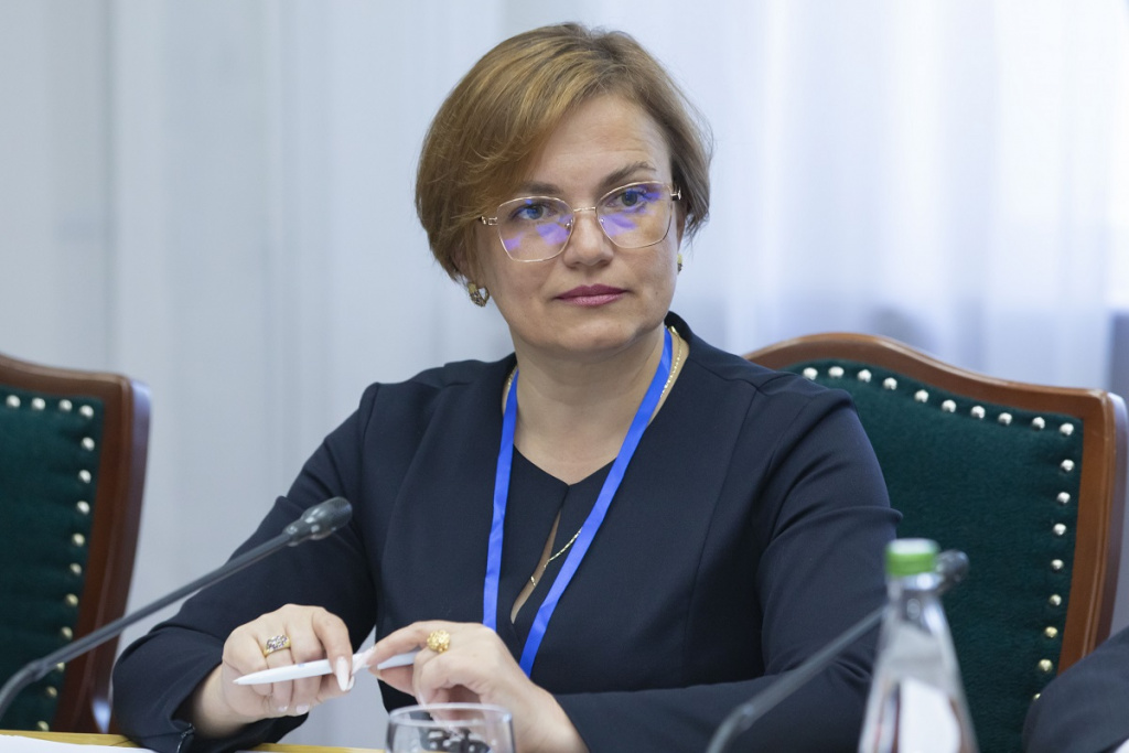 IIBR8741-Втекст.jpg