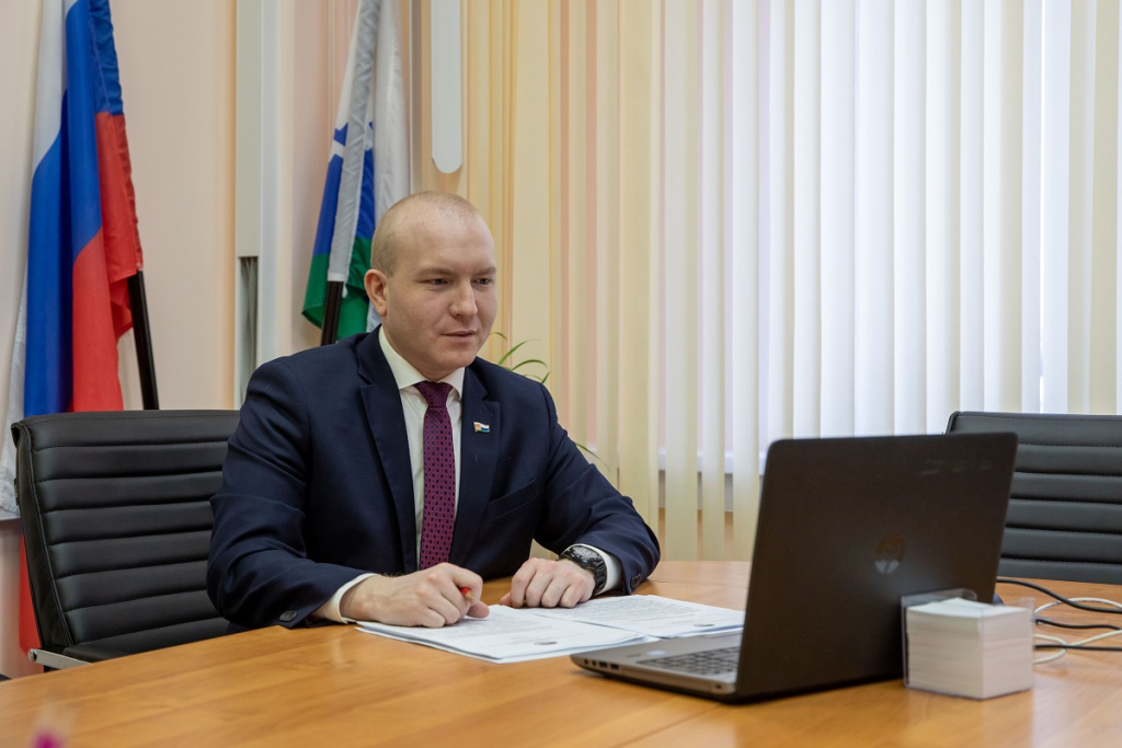 AIBR5982 2.jpg AIBR5982 2.jpg
