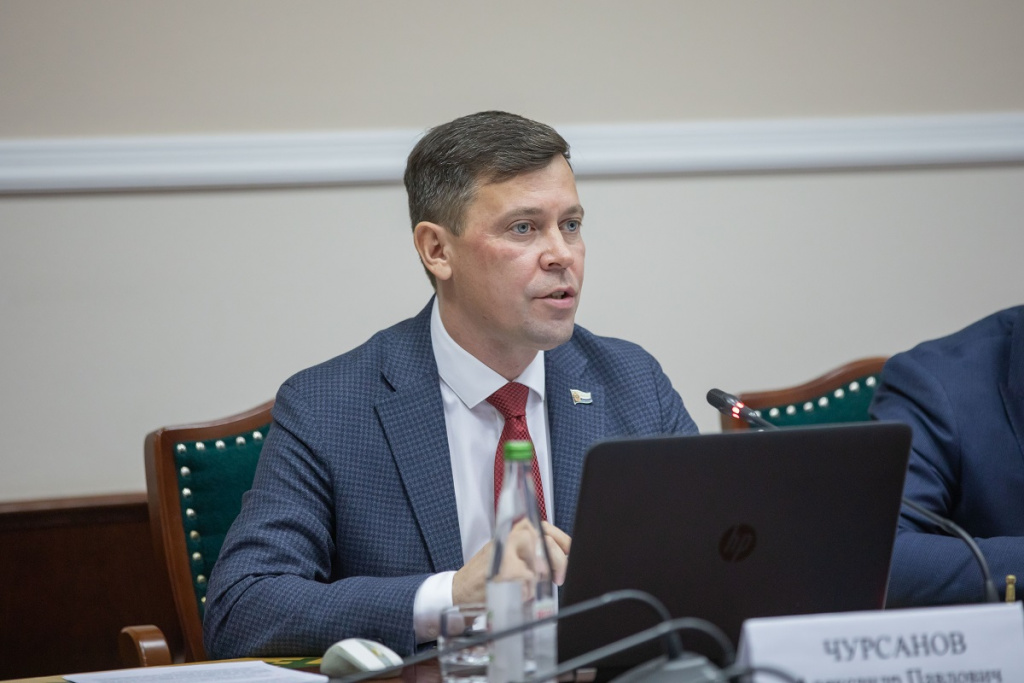 AIBR3942 2.jpg AIBR3942 2.jpg