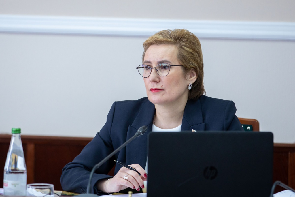 AIBR7728.jpg AIBR7728.jpg