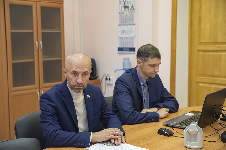 IIBR8308 2.jpg IIBR8308 2.jpg
