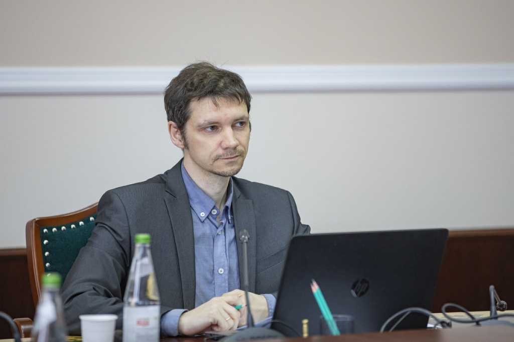 IIBR8323 2.jpg IIBR8323 2.jpg