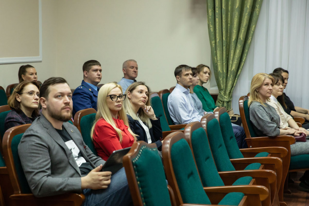AIBR2133.jpg AIBR2133.jpg