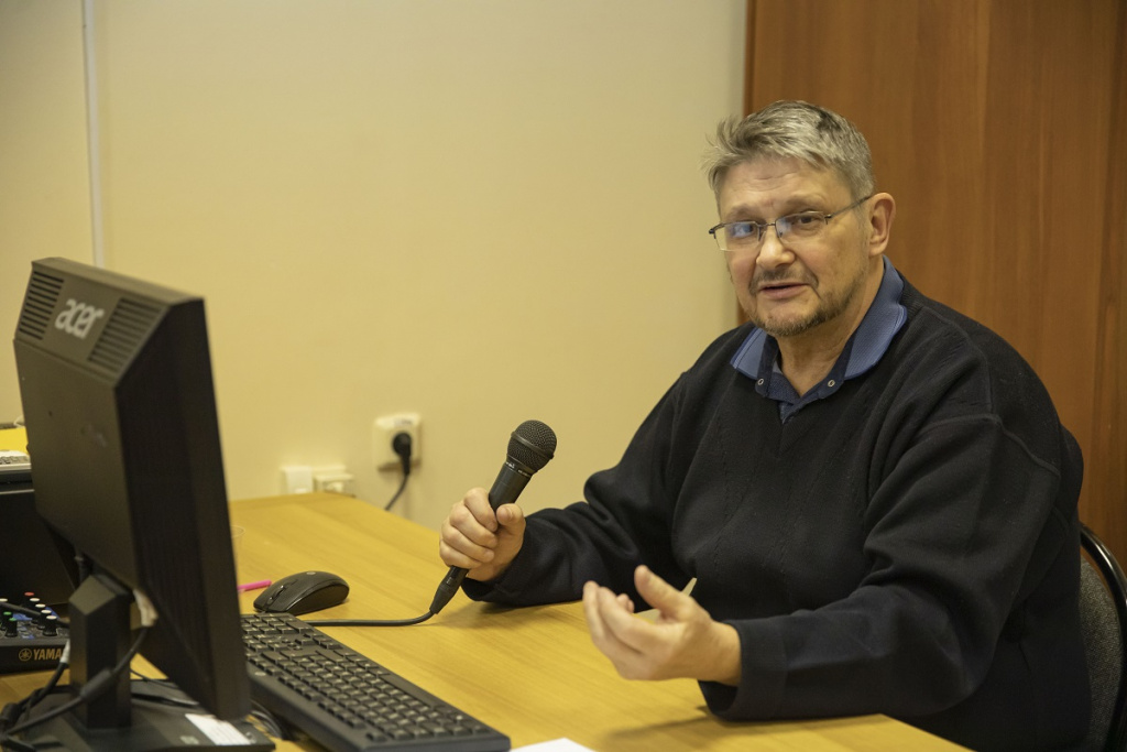 IIBR8247 2.jpg IIBR8247 2.jpg
