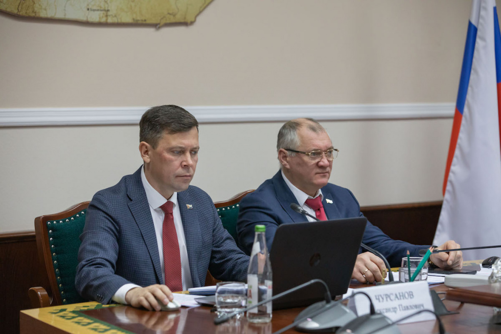 AIBR3860.jpg AIBR3860.jpg