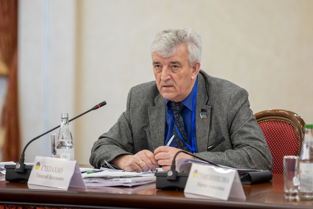 AIBR7146.jpg AIBR7146.jpg