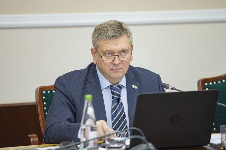 IIBR9343 2.jpg