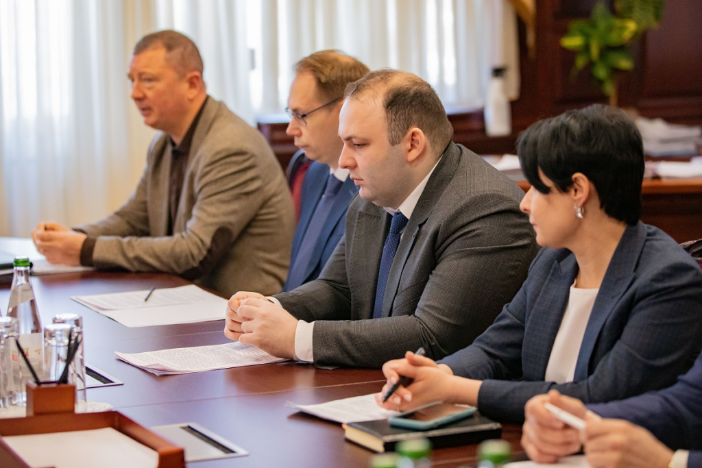 IIBR9652-Втекст.jpg