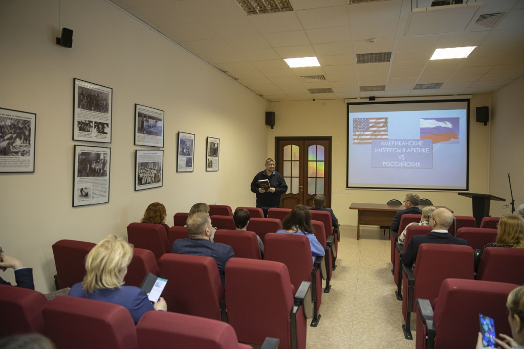 IIBR8232 2.jpg IIBR8232 2.jpg