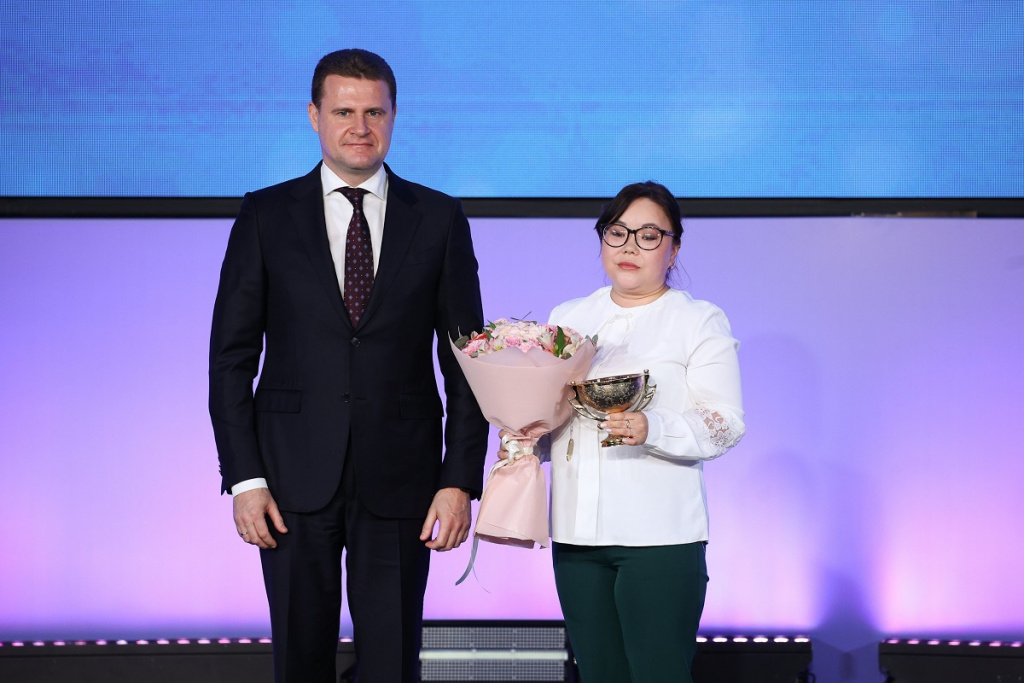 V_ramkakh_Vserossiiskogo_zhenskogo_foruma_Zhenshchiny_--.jpg V_ramkakh_Vserossiiskogo_zhenskogo_foruma_Zhenshchiny_--.jpg